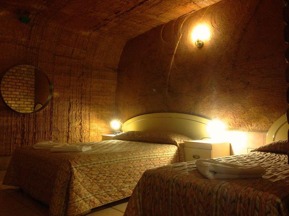 The Lookout Cave Underground Motel Coober Pedy Εξωτερικό φωτογραφία