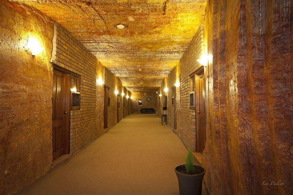 The Lookout Cave Underground Motel Coober Pedy Εξωτερικό φωτογραφία