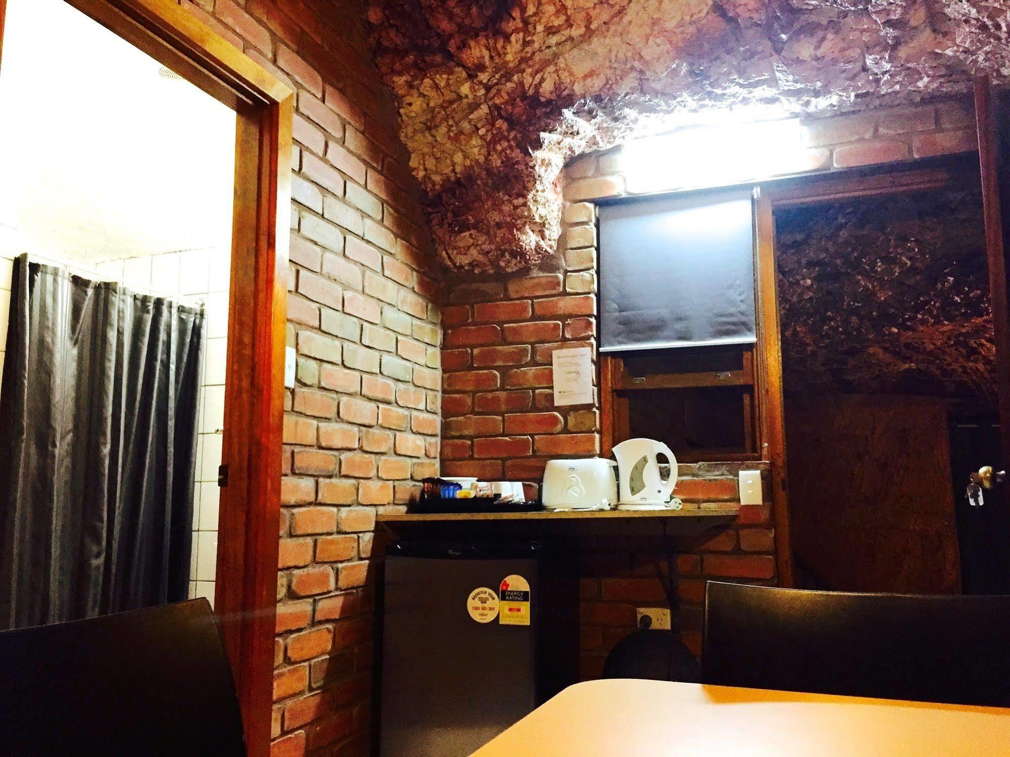 The Lookout Cave Underground Motel Coober Pedy Εξωτερικό φωτογραφία