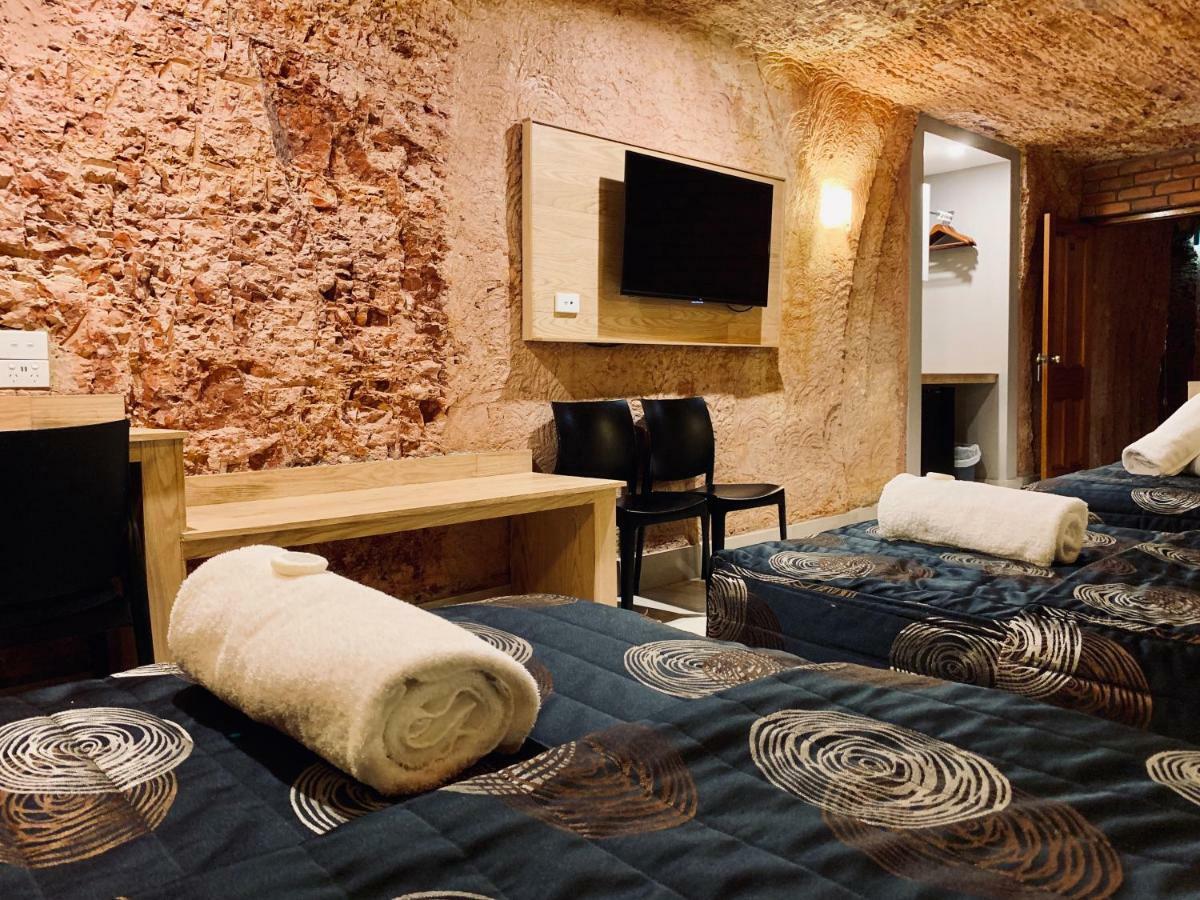 The Lookout Cave Underground Motel Coober Pedy Εξωτερικό φωτογραφία
